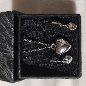 Elegant Silver Heart Pendant Necklace and Earring Set